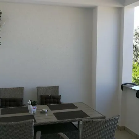 App Roko Apartment *